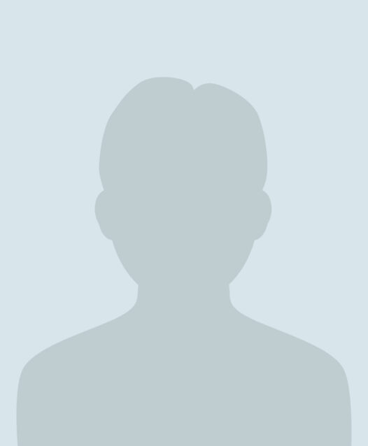 Silhuett av en anonym person mot en ljus bakgrund.